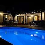 Villa Spacieuse Et Lumineuse Avec Piscine Chauffee La Oliva