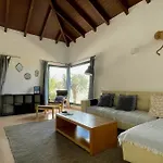 Spacieuse Et Lumineuse Avec Piscine Chauffee Villa