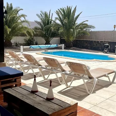 Spacieuse Et Lumineuse Avec Piscine Chauffee Villa *