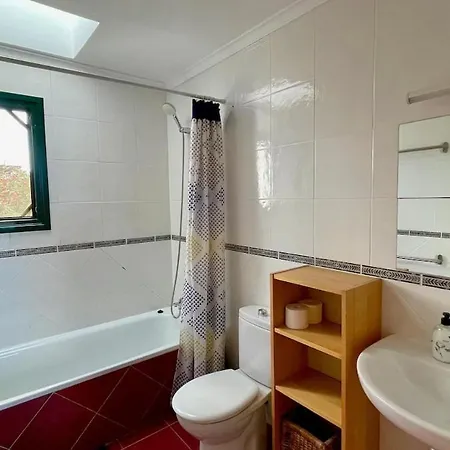 Villa Spacieuse Et Lumineuse Avec Piscine Chauffee *